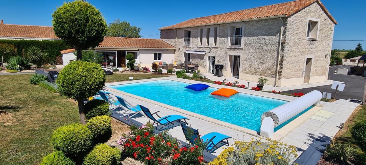 A La Gloriette Bed and Breakfast Neuville-du-Poitou Exteriör bild