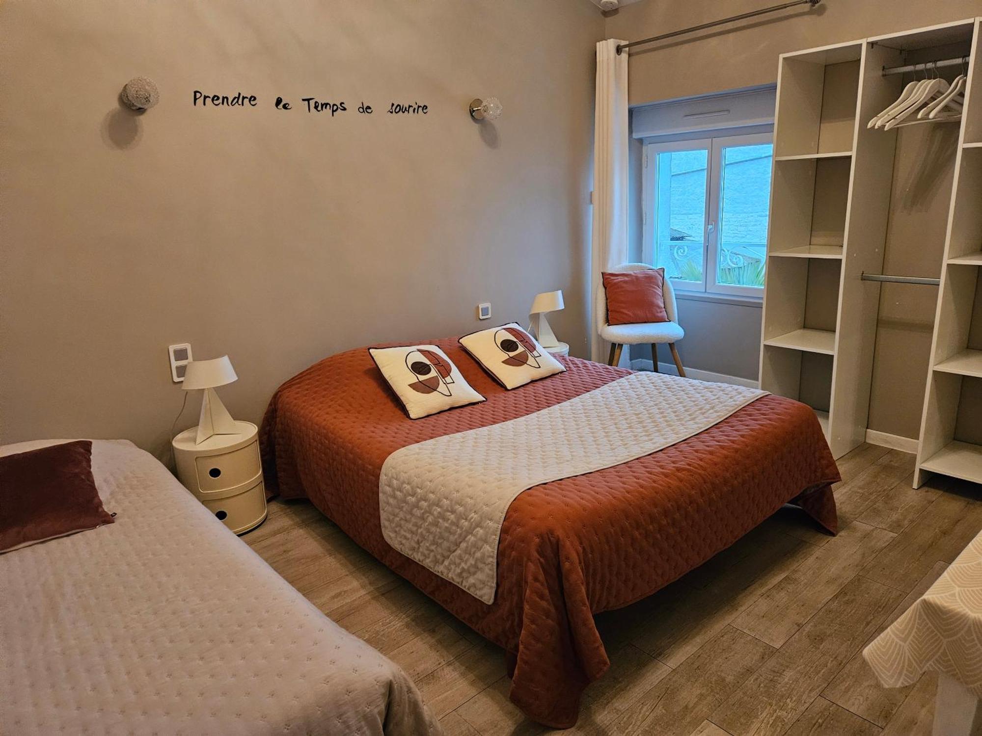A La Gloriette Bed and Breakfast Neuville-du-Poitou Exteriör bild